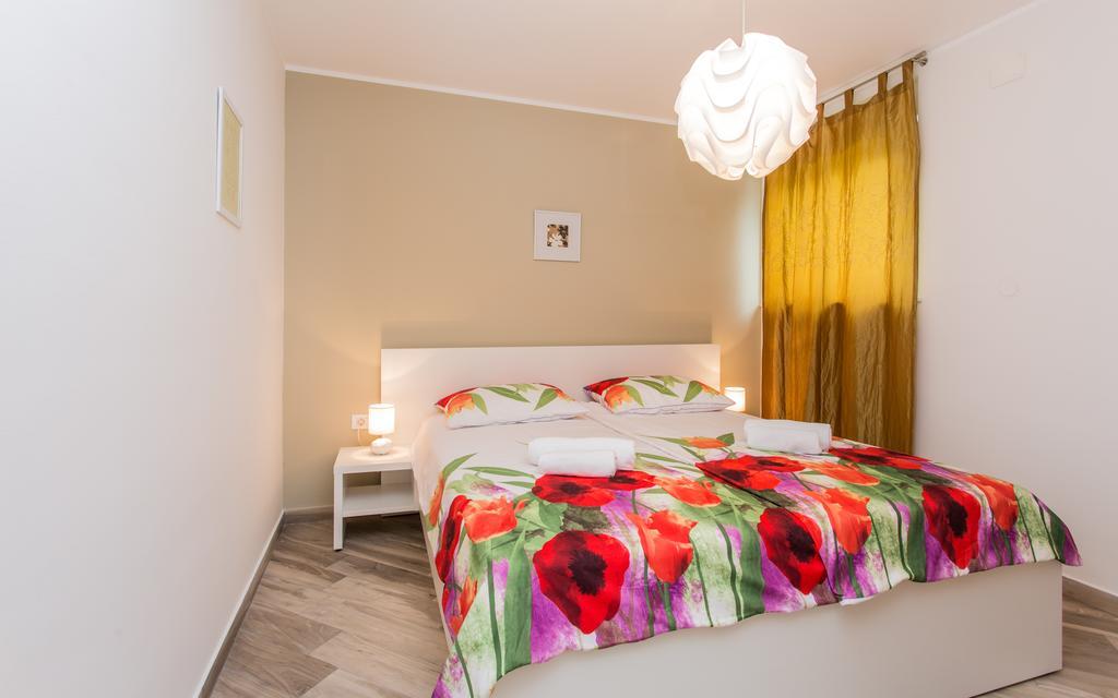 Sunrise Apartment Risika Zewnętrze zdjęcie